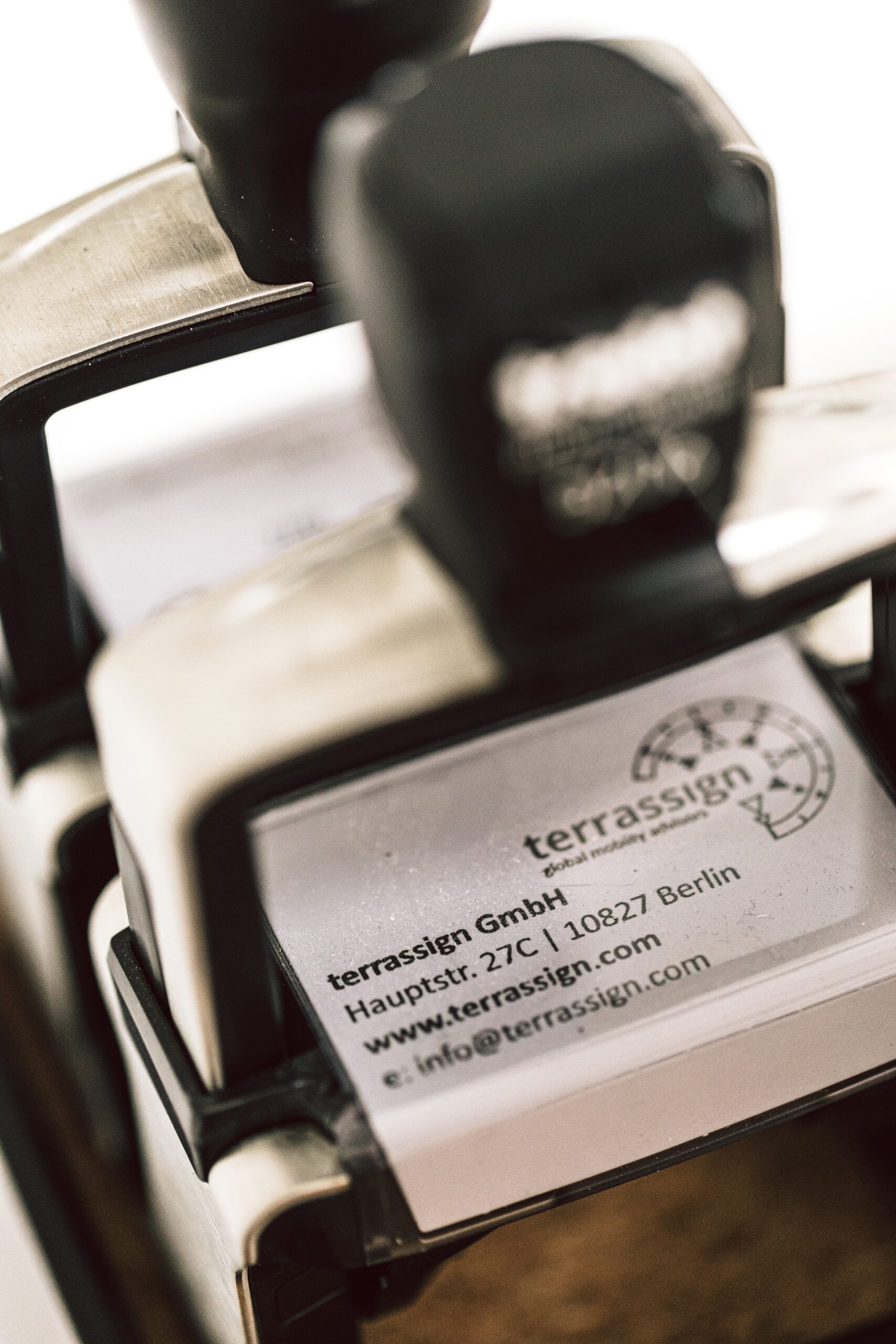 Terrassign – Weltweites Endsendungsmanagement Meldungen und Formalitäten für Workation & mobiles Arbeiten im Ausland